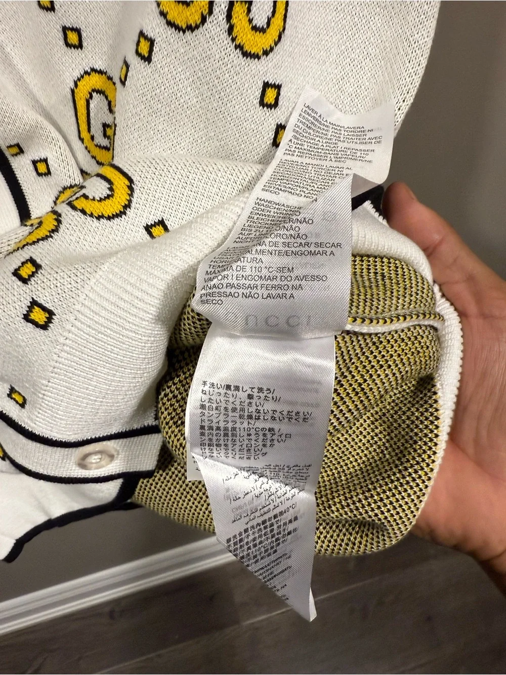 Gucci GG-intarsia knitted monogram White & Yellow Knit Polo w/shorts (Set)